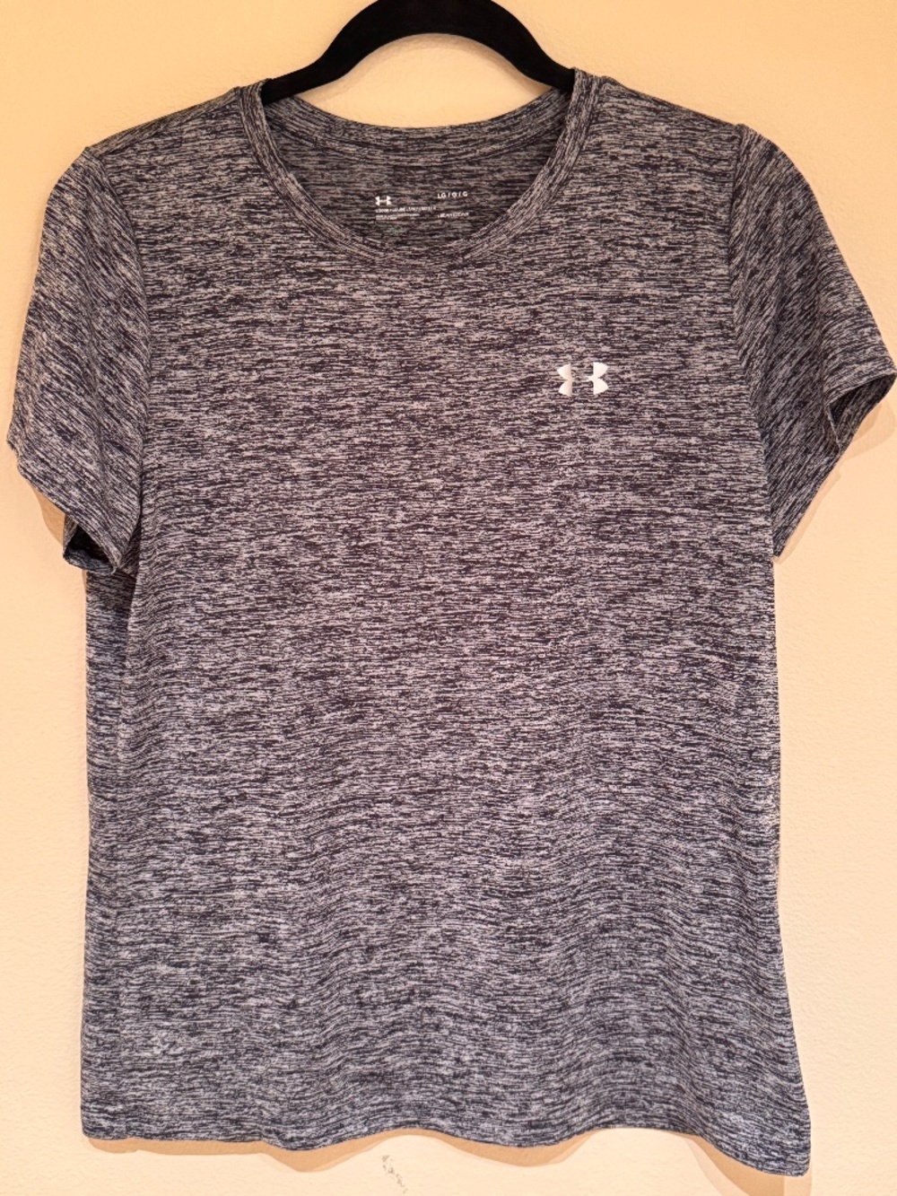 Under Armour - Women's UA Tech Twist T-Shirt - HeatGear - Size XL